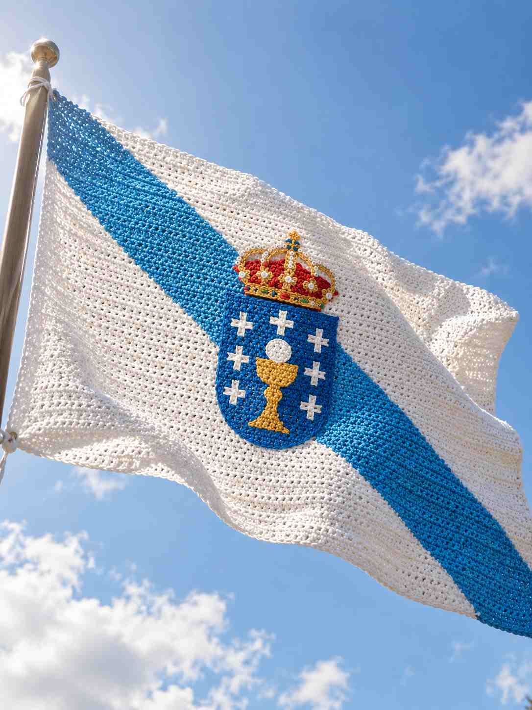Bandera de Galicia tejida a crochet
